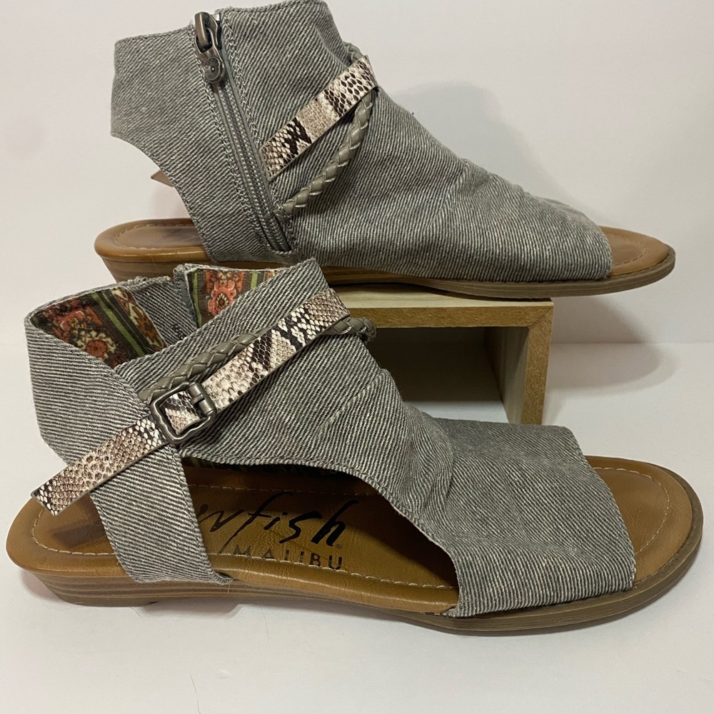 Sandals women size 10